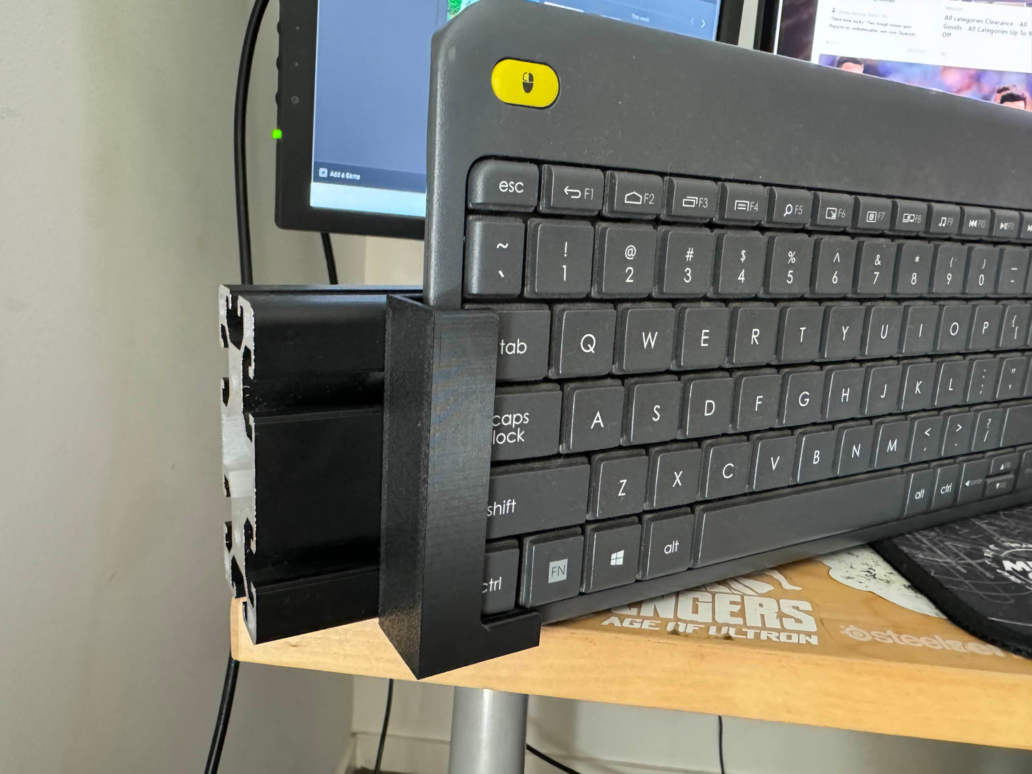 Logitech K400 Holder